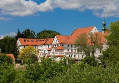 400 lat klasztoru Franciszkanów w Wieliczce — wystawa na Zamku Żupnym